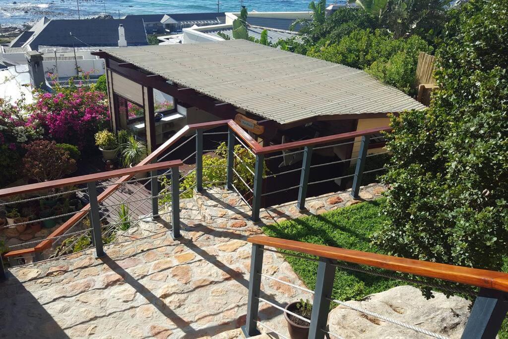 קייפטאון 18 Steps - Seaside Cottage With Breathtaking Views מראה חיצוני תמונה